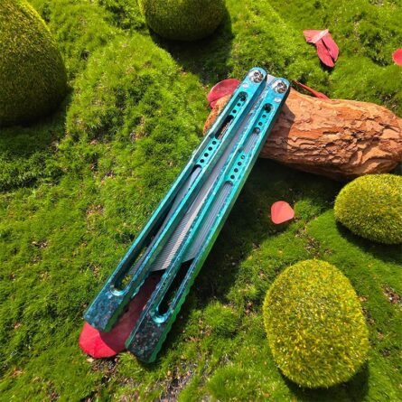 Baliplus Medusa Balisong Clone Ice Crystal Titanium Handle - Image 2